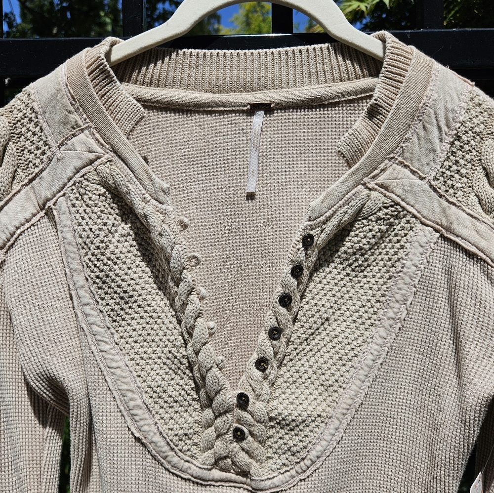 Free People Oakley Thermal Henley Top V Neck LS Mixed Knits Sand Size Small NWT - Picture 13 of 16